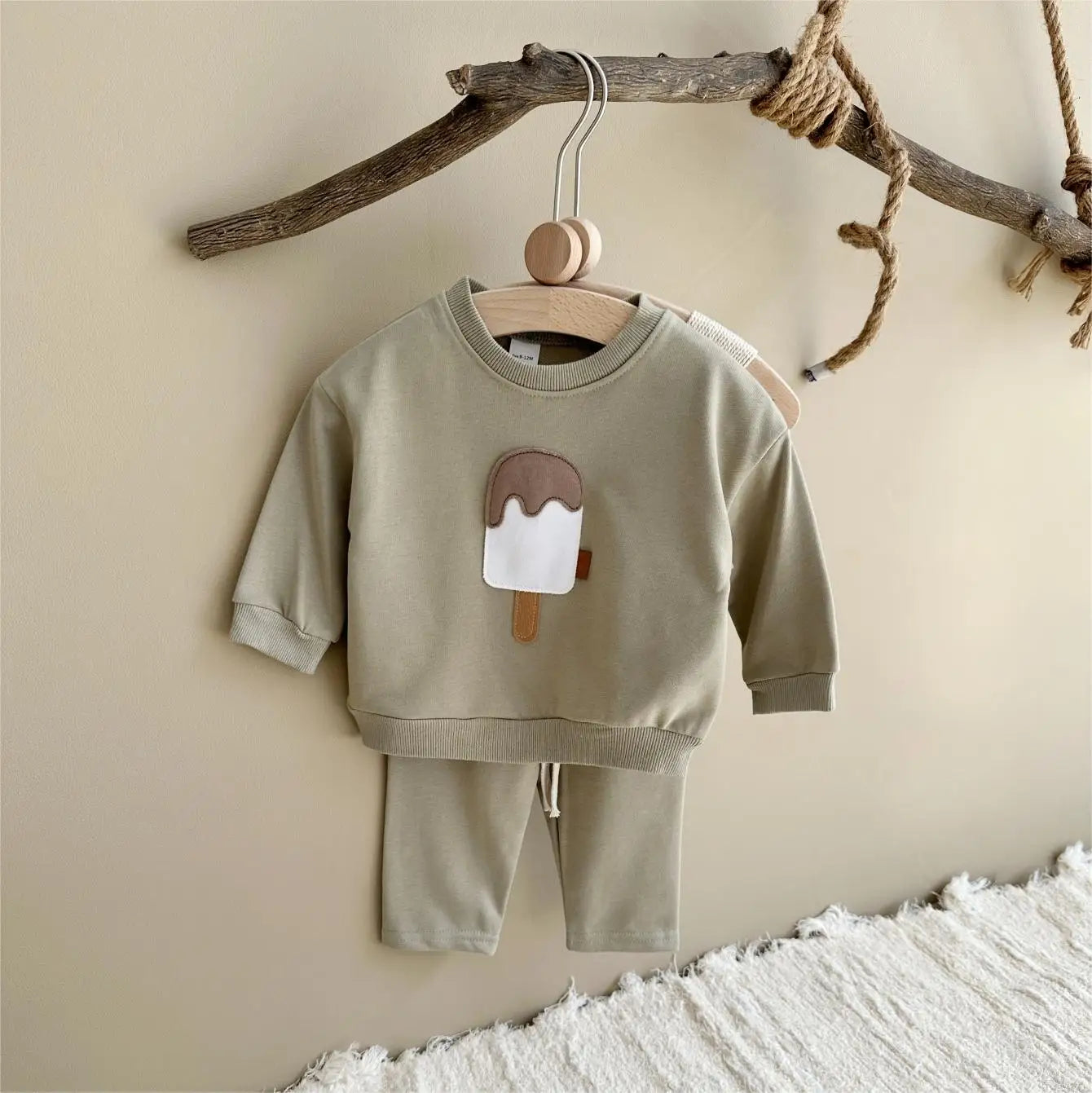 Baby 2 Piece All Seasons Suits Unisex Picolé Design - Free Shipping ordering 2 pieces