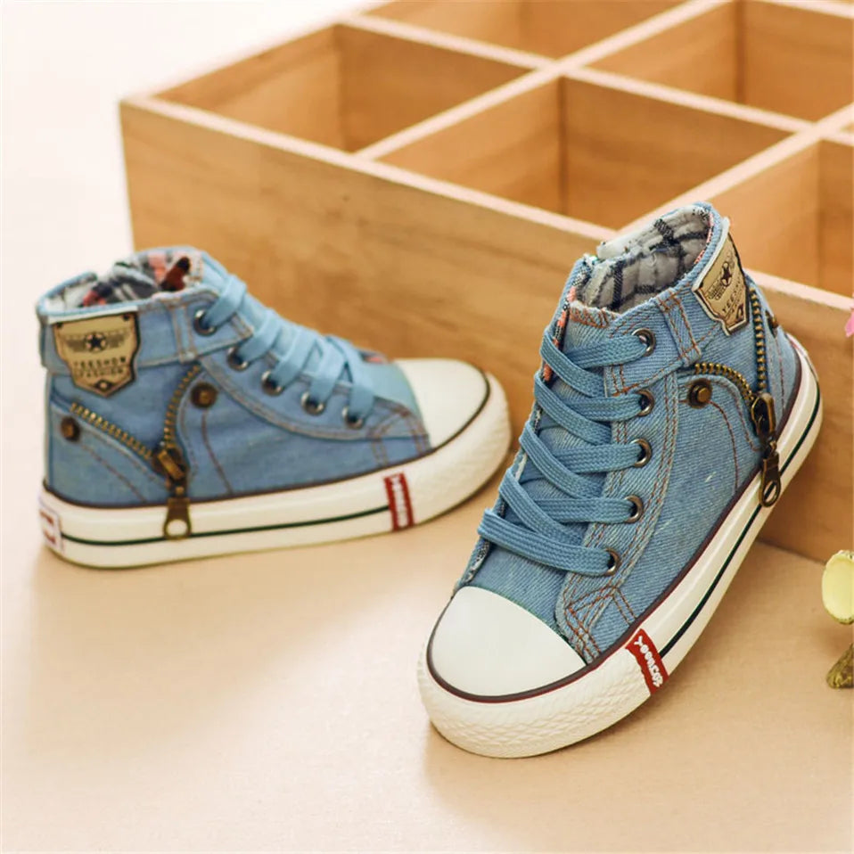 Kids brand canvas sneakers 2024