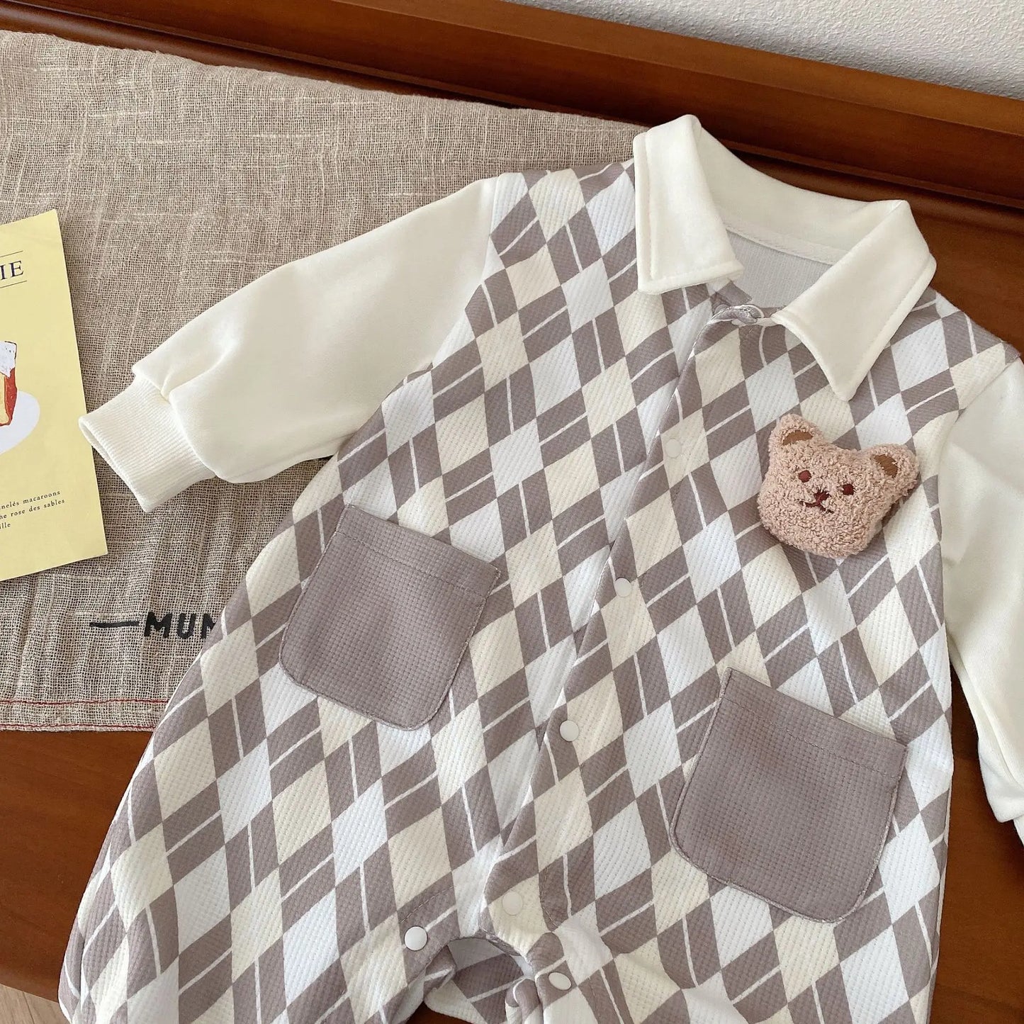 Fashionable Jumpsuits For Newborns and Toddlers Aged 0-24 Months